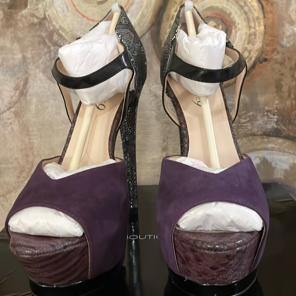 Boutique 9 Elegant Black Heels